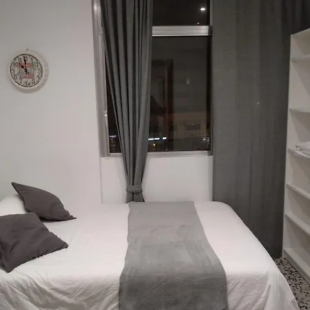 Residencia Fontanillo Homestay *