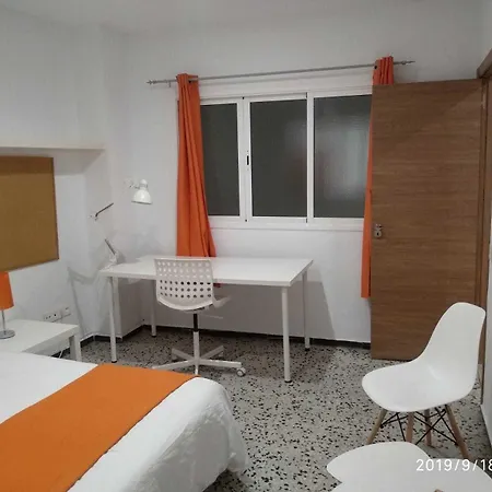 Homestay Residencia Fontanillo *